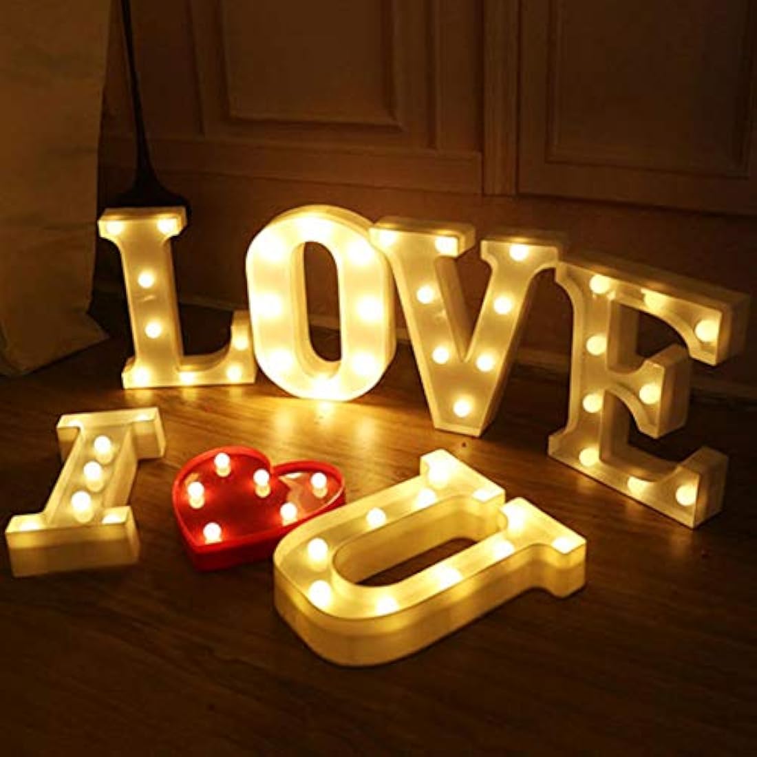 HONPHIER® Letter Lights Decorative LED Alphabet Lights Marquee Decoration Light Up Sign Night Light Battery Operated for Birthday Party Wedding Receptions Holiday Bar Home Bedroom Bath Bar Decor (I)