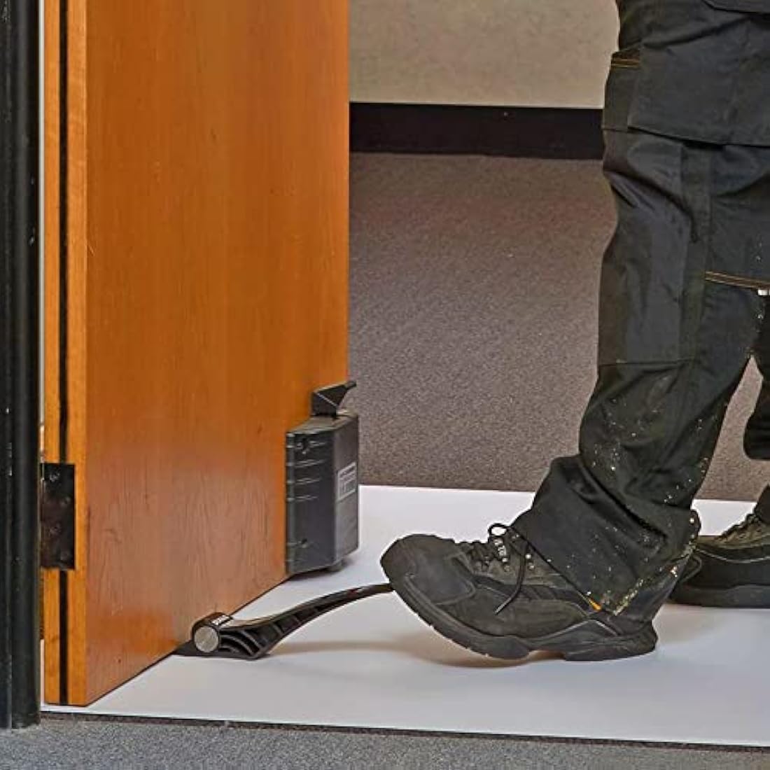 Trend Foot-Operated Door Lifter - The Perfect Tool for Carpenters and Carpet Laying, D/LIFT/A
