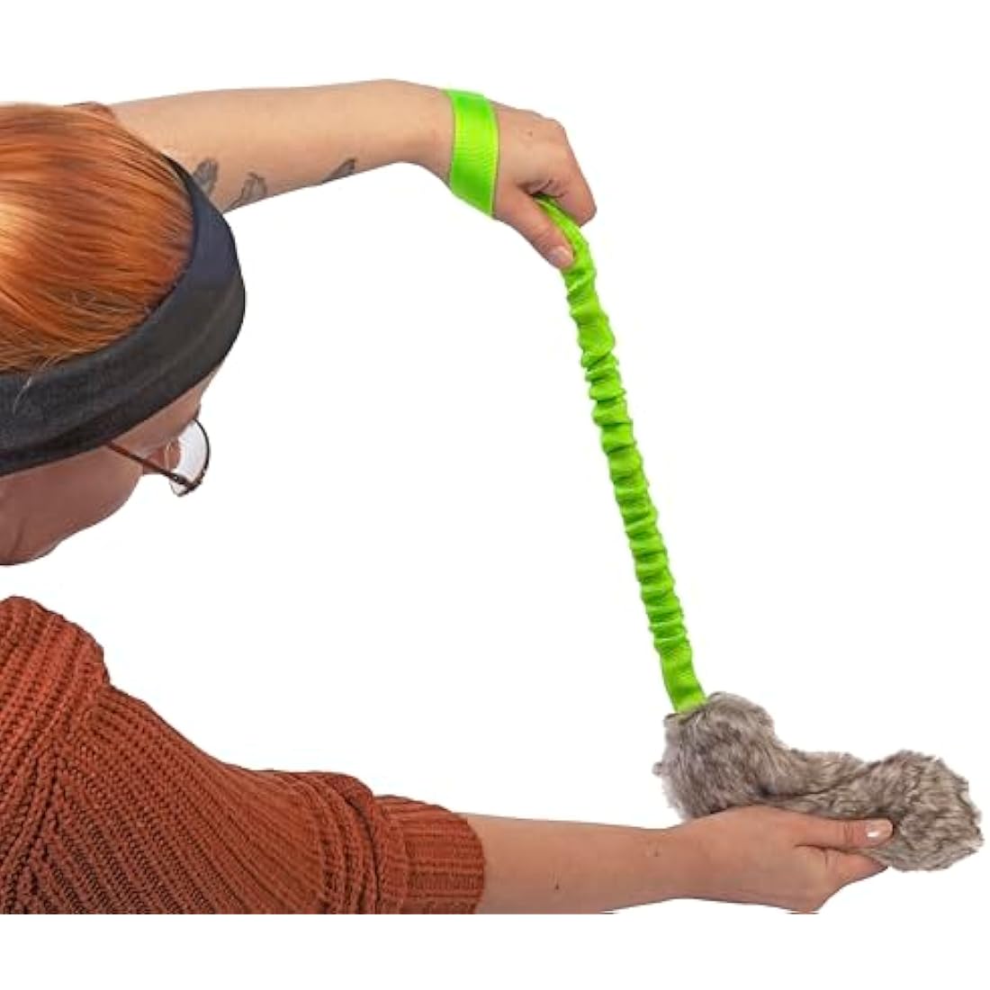 DINGO Fleece Dog Toy Artificial Fur Racer Squeaky Teaser Dog Wand 55 cm Long Bungee Handle for Agility, Dog Training, Reward, Retrieve, Chasing, Play Green 15584-2 , Pack of 1