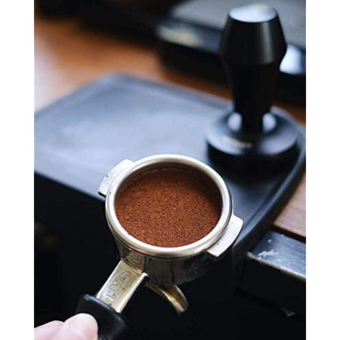 Normcore Coffee Tamper 58.5 mm, Coffee Press, Stylish Espresso Tamp, Barista Tamper Set, Calibrated Contact Pressure, 13.6 kg / 11.3 kg / 5.8 kg Contact Pressure, Aluminium Handle, Matte