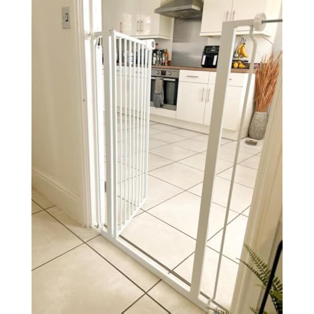 Safetots Extra Tall Narrow Metal Safety Gate Pressure Fit, 68.5cm - 75cm, White, 104cm in Height, Extra Tall Stair Gate, Tall Baby Gate, Easy Installation