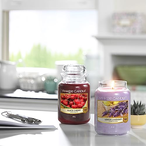 Yankee Candle Scented Candle