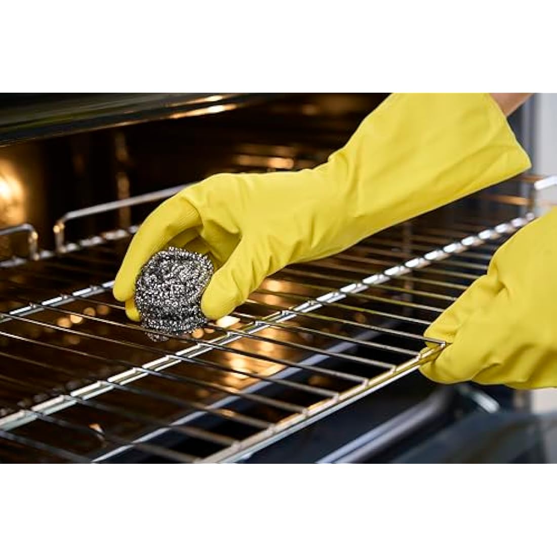 Spontex The Essentials Tough Metal Scourers | Stainless Steel Scouring Sponges | Heavy Duty for Easy Washing Up, Grease Removal and Dish Scrubbing | 12 x 4 Pack (48 Total)