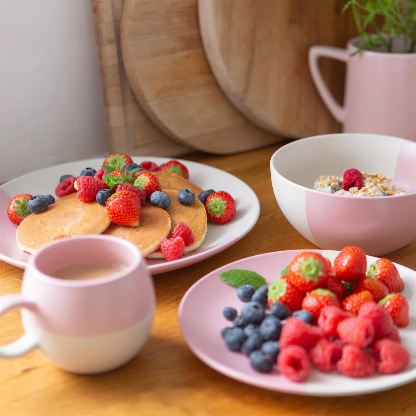 340ml Dusty Pink Colour Block Stoneware Sphere Mug