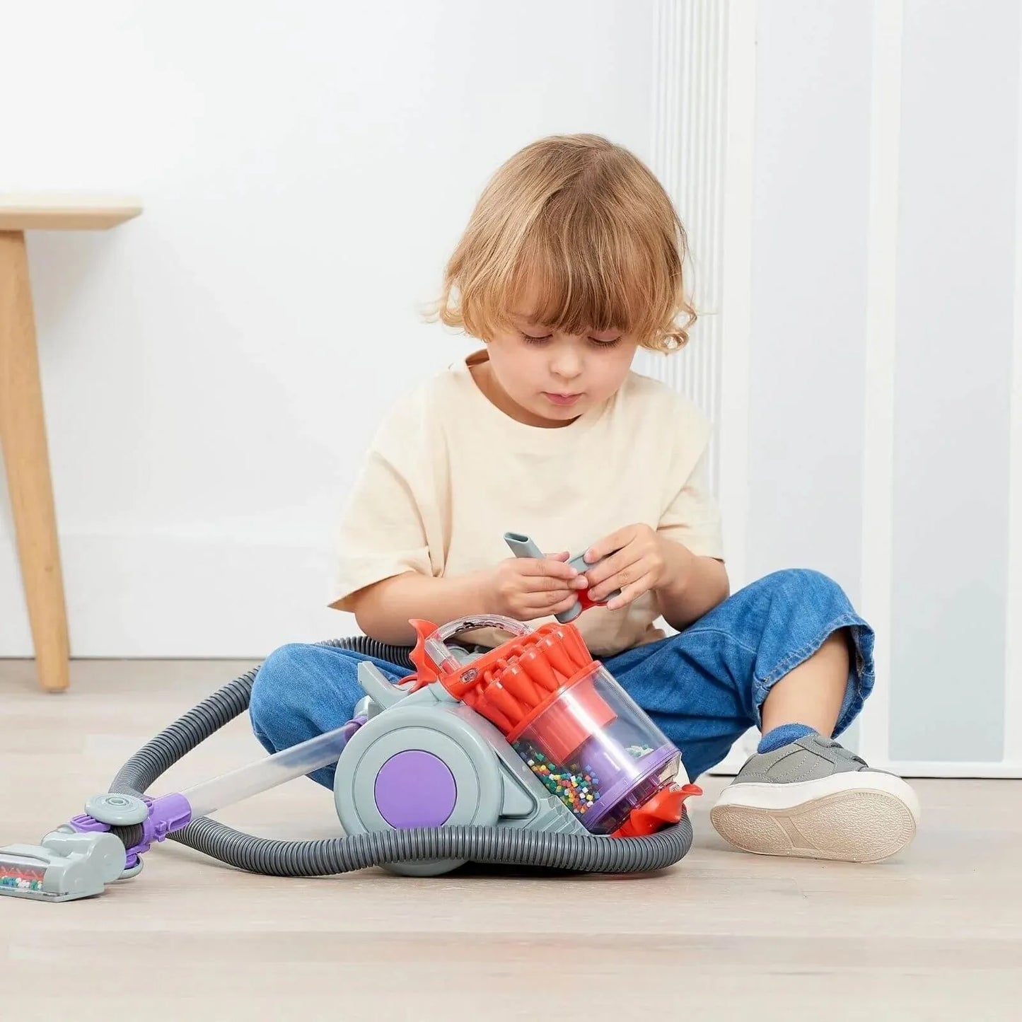 Casdon Dyson DC22
