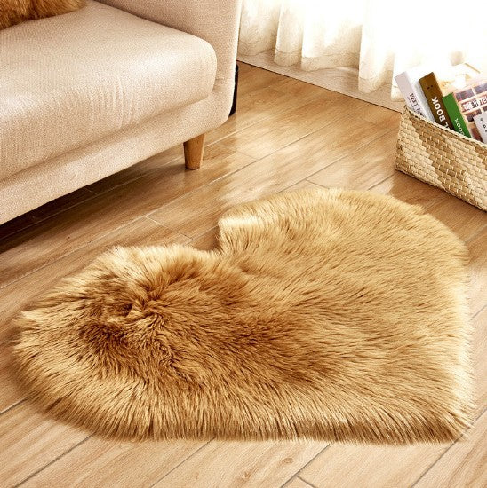 Heart Shaped Fluffy Rug - Non-Slip Plush Living Room Carpet Decor