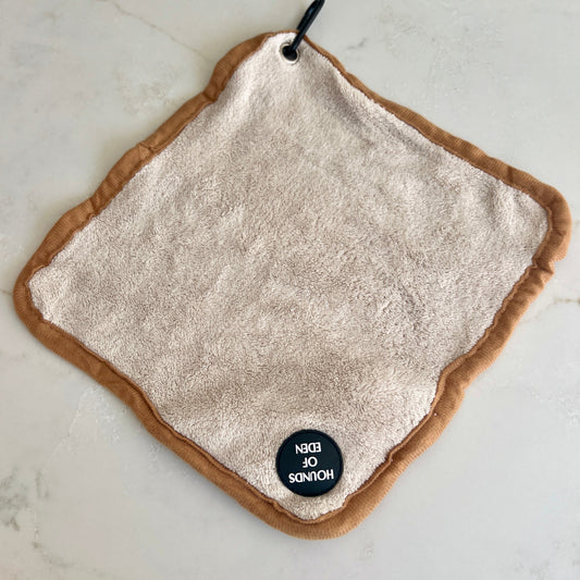 Mini Dog Towel + Clip, Beige & Brown