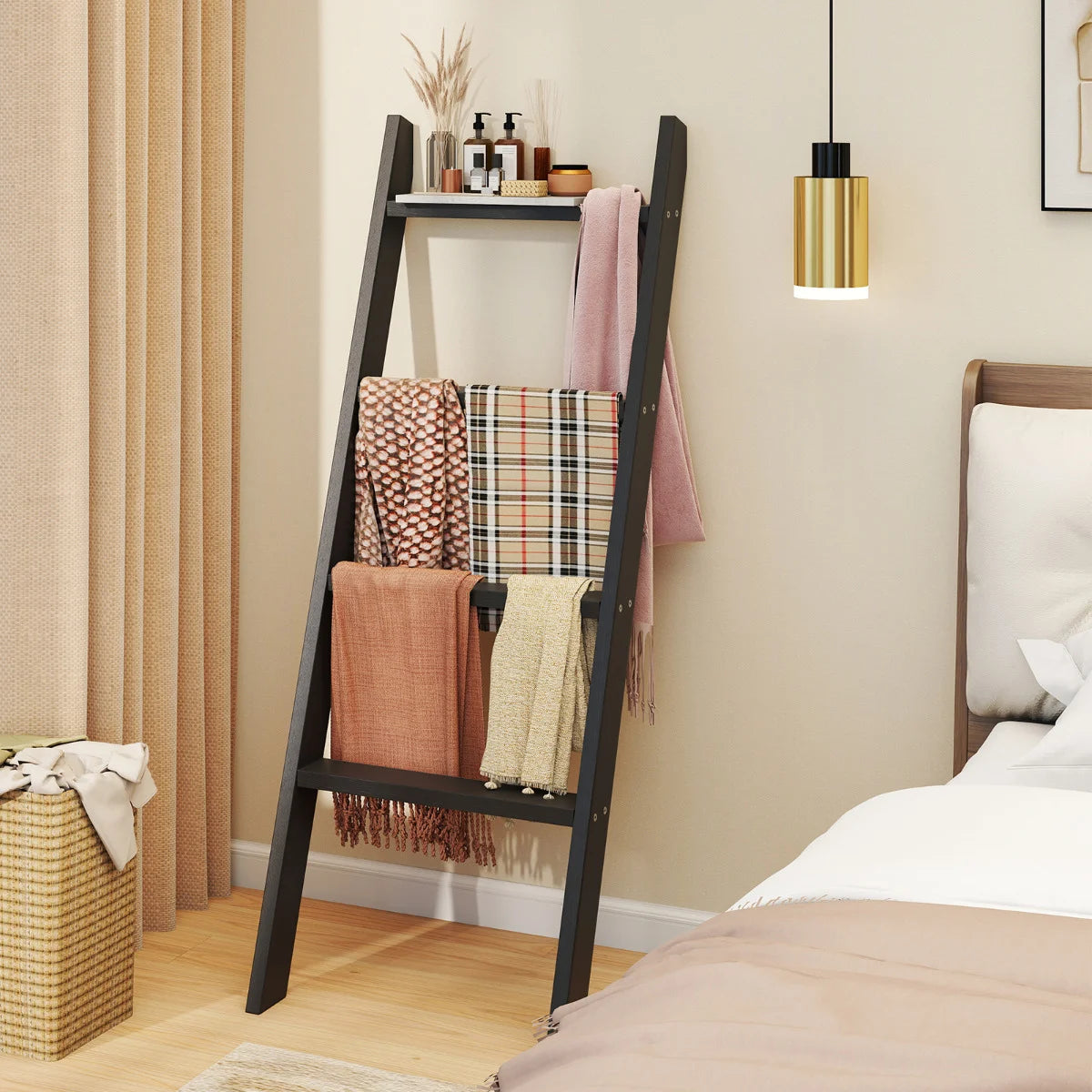 4-Tier Wooden Blanket Ladder 137 cm Wall Leaning Quilt Holder for Storage and Display-White