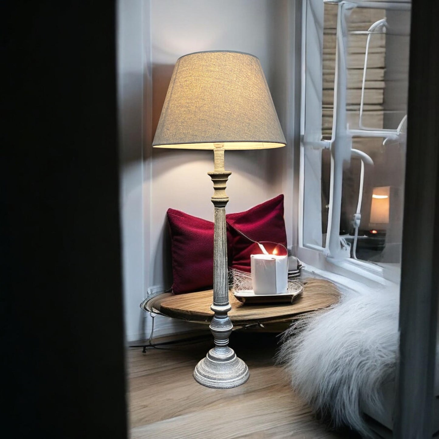 60CM TRADITIONAL LAMP AND SHADE