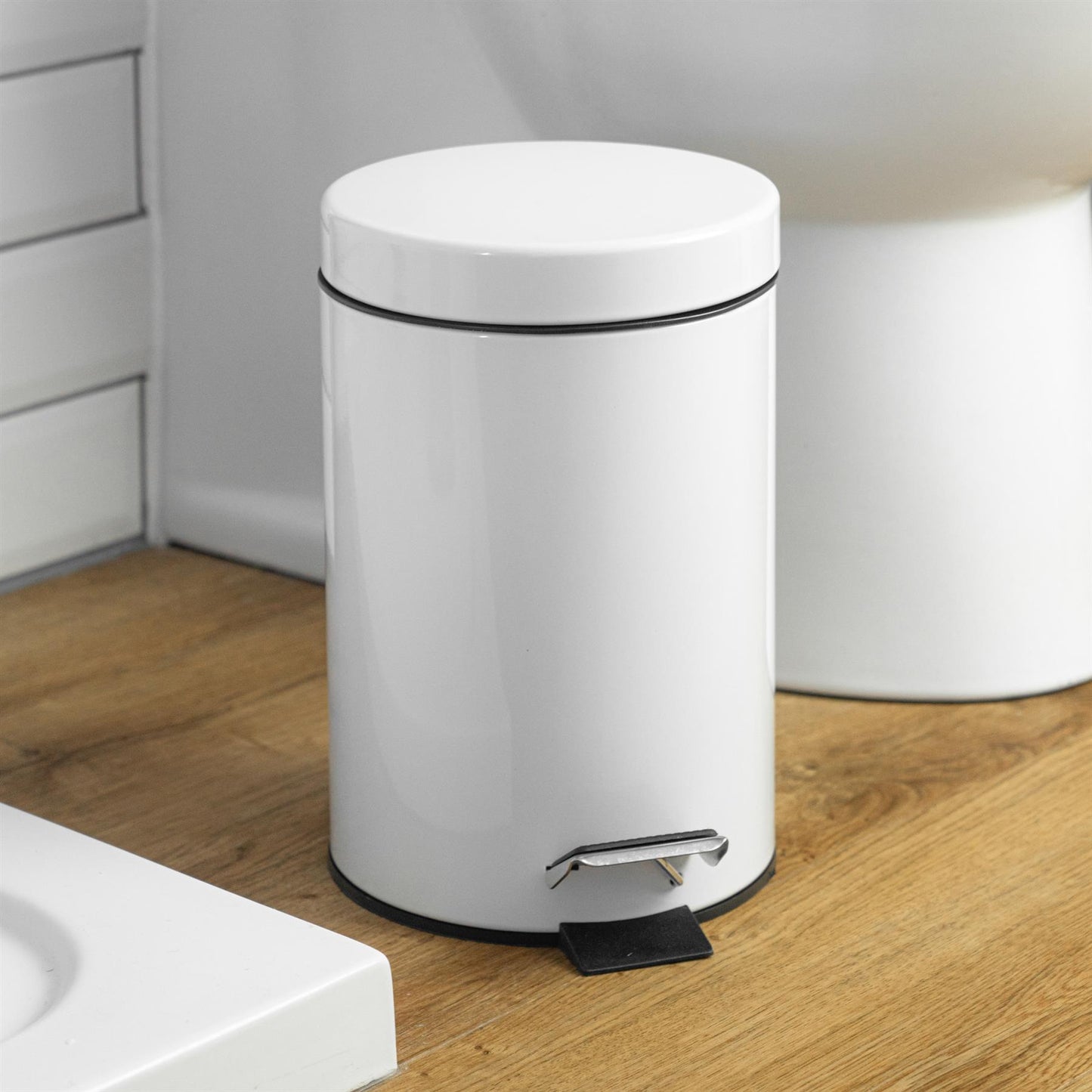 3L White Round Stainless Steel Bathroom Pedal Bin