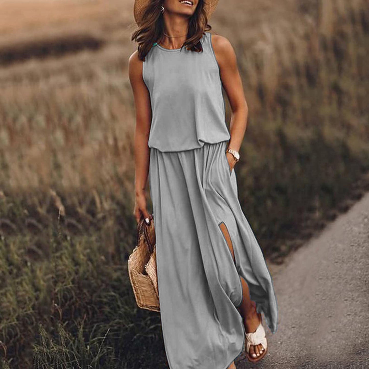 Women's Round Neck Sleeveless Split Solid Color Dress