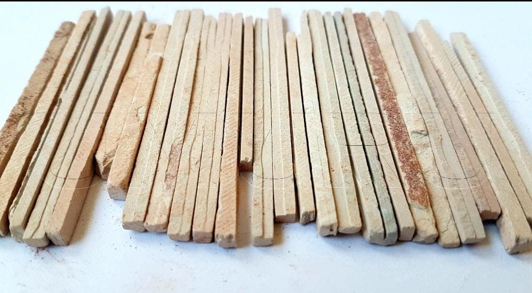 4OUR FAITH Red Slate Pencils – Natural Limestone Chalk Pencils, Pack of 30 (200 g)