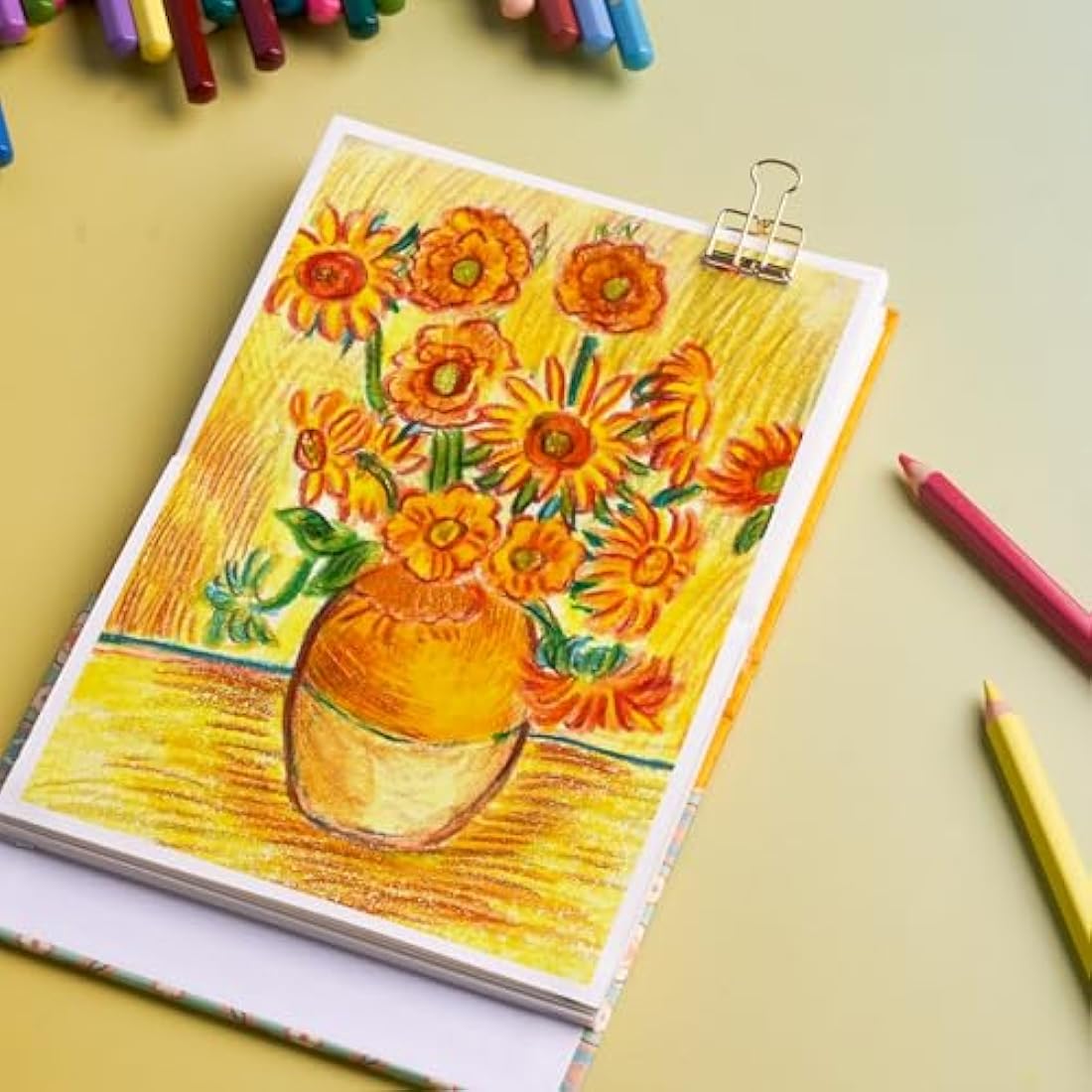 Arrtx 126 Colouring Pencils for Adults, Quality Soft Core Coloured Pencils Set for Drawing,Blending,Shading,Sketching, Professional Colouring Pencil for Artists Colourists | in Premium Gift Box