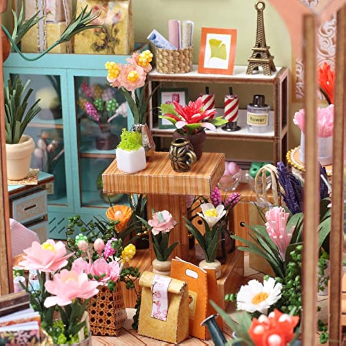 Cuteefun Miniature DIY Dolls House Kit, 1:24 Miniature Greenhouse Craft Kit for Adults, LED Warm Light, Handmade Crafts for Adults Birthday Valentine's Day Father's Day (Flower House)