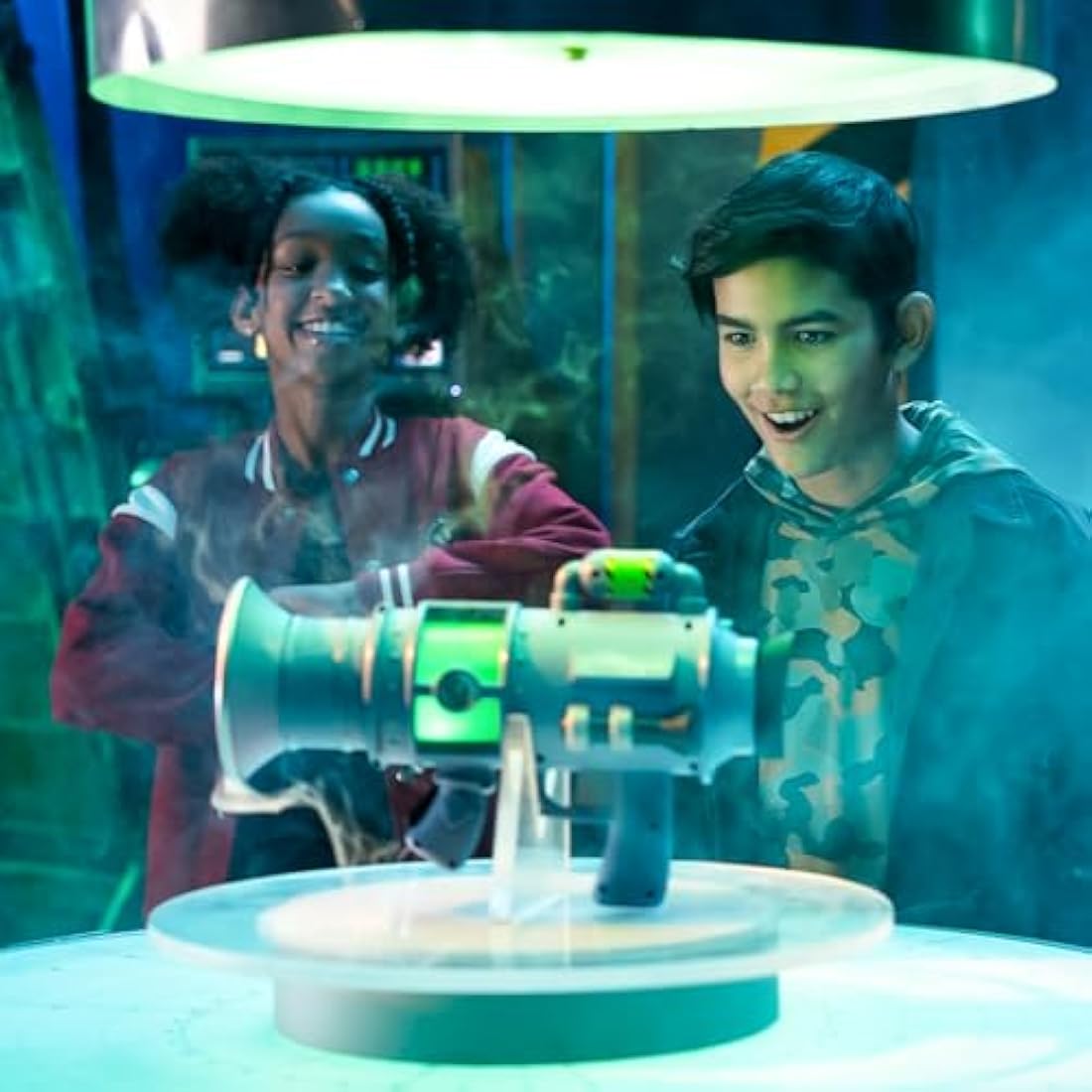 Despicable Me 4 The Ultimate Fart Blaster; Blasts out REAL Fart Rings of fog; Plays 15 Different Fart Sounds Lights Up and Emits Smells; It Includes 2 Different Scented Fart Formulas