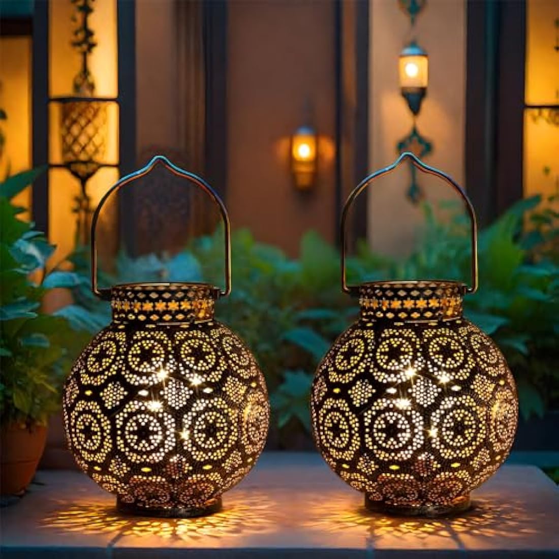 TRIROCKS Set of 2 Moroccan Style Metal Table Lamp 18 cm H Battery Powered Cordless Lanterns with LED Fairy Lights Bulb Perfect for Home Living Room Parties Tabletop Indoors (Brown)