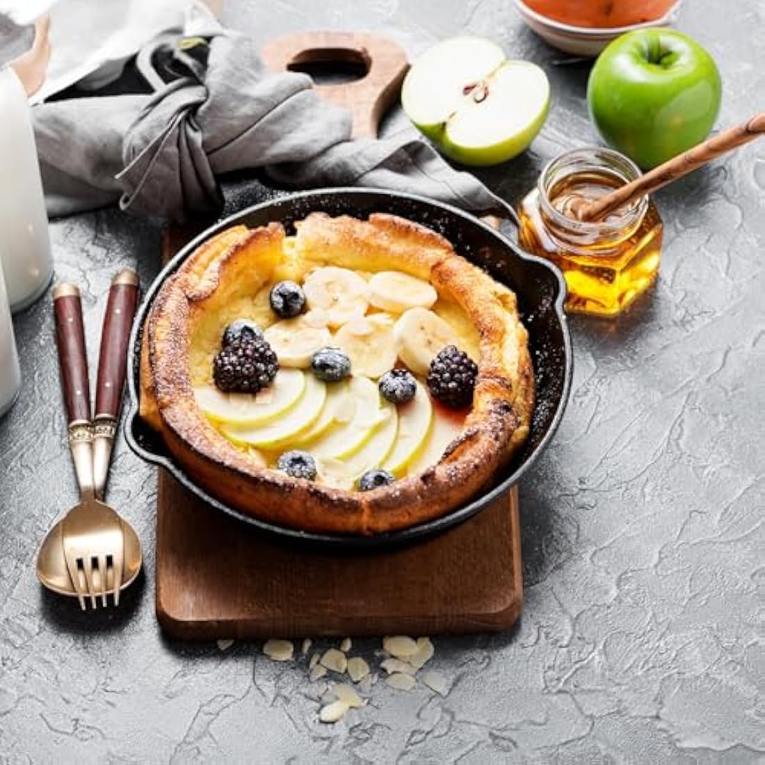 OVERMONT Pre-Seasoned Cast Iron Skillet Set–(9.6Inch-24.5cm) (7.7Inch-19.5cm) (6Inch-15.24cm) Frying Pans Oven Pot Safe Cookware for Indoor, Barbecue, Campfire Cooking Outdoor Use
