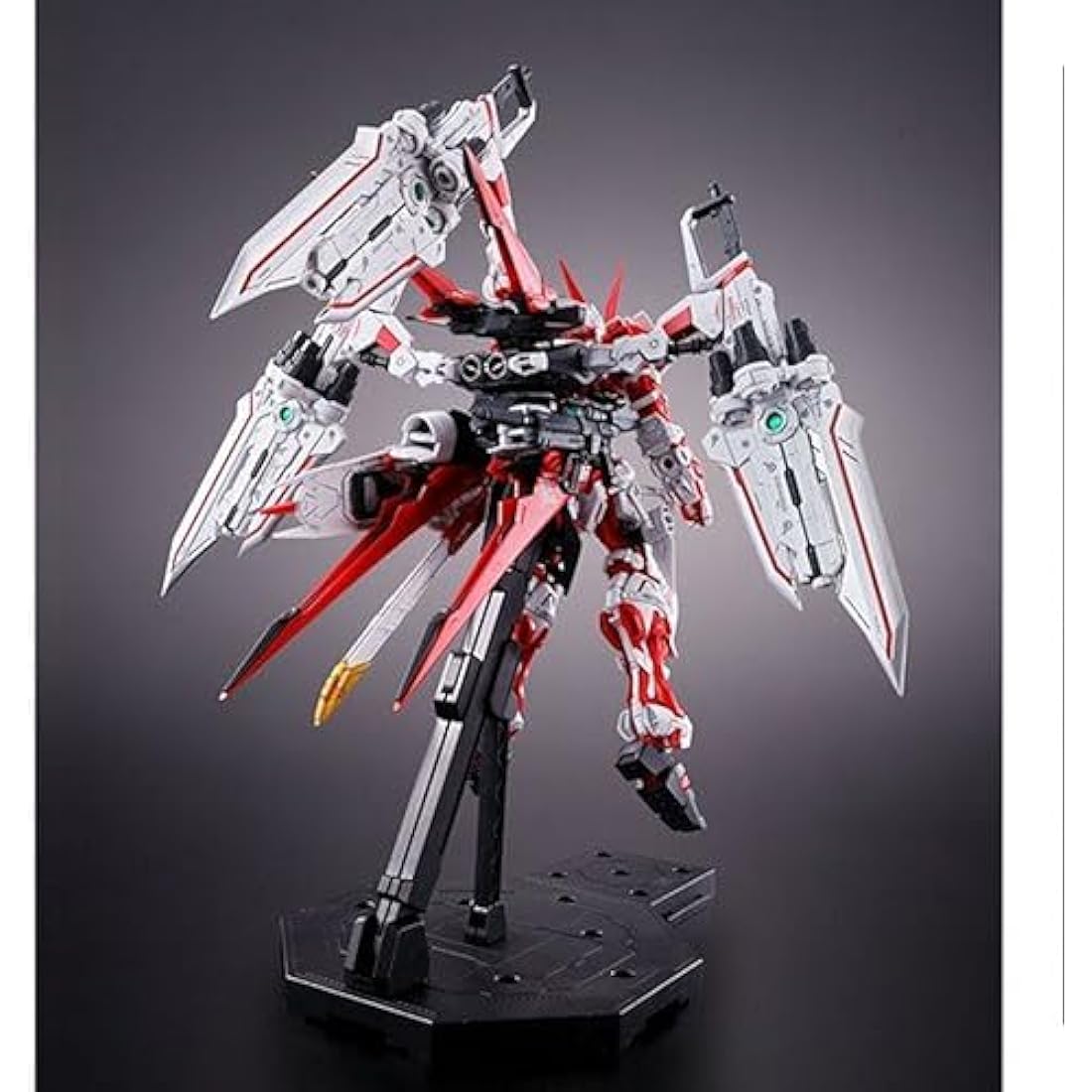 Bandai 1/100 MG MBF-P02 Gundam Astray Red Dragon
