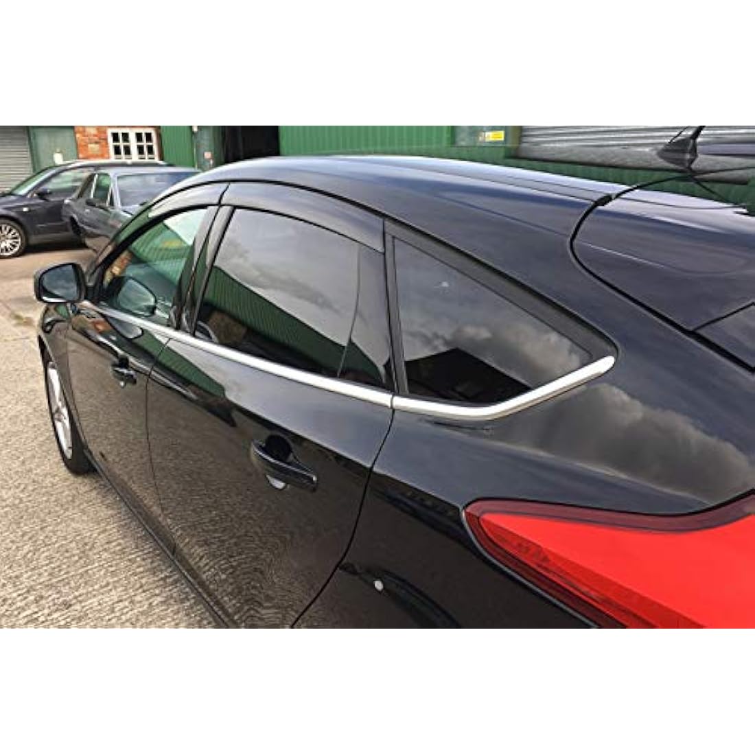 AUTO CLOVER Wind Deflectors Set for Ford Focus MK3 2011 – 2017 5 Door Hatchback (4 pieces)
