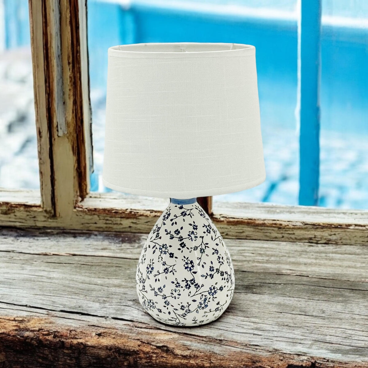 37CM LAMP AND SHADE