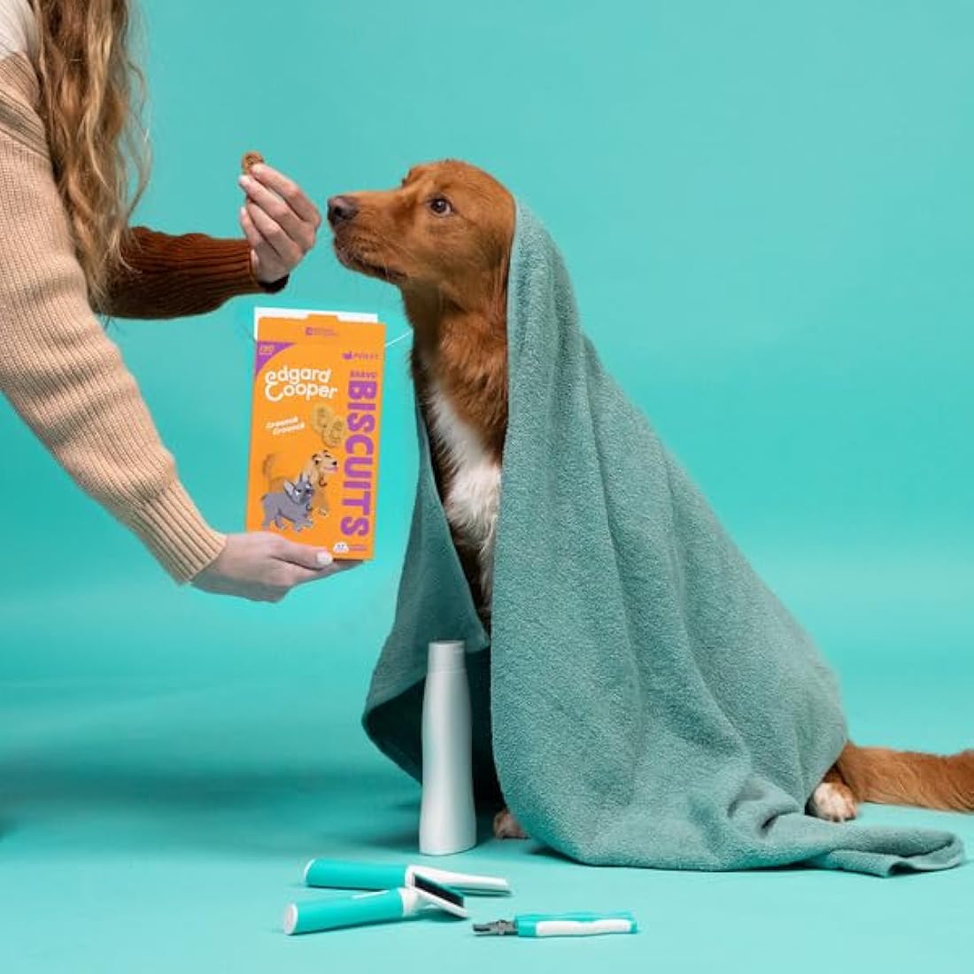 Edgard Cooper Natural Dog Treats - Salmon and Chicken Bravo Biscuits - (7 x 400g box), Grain Free, High in Protein & fresh meat, full of essential amino acids for healthy insides