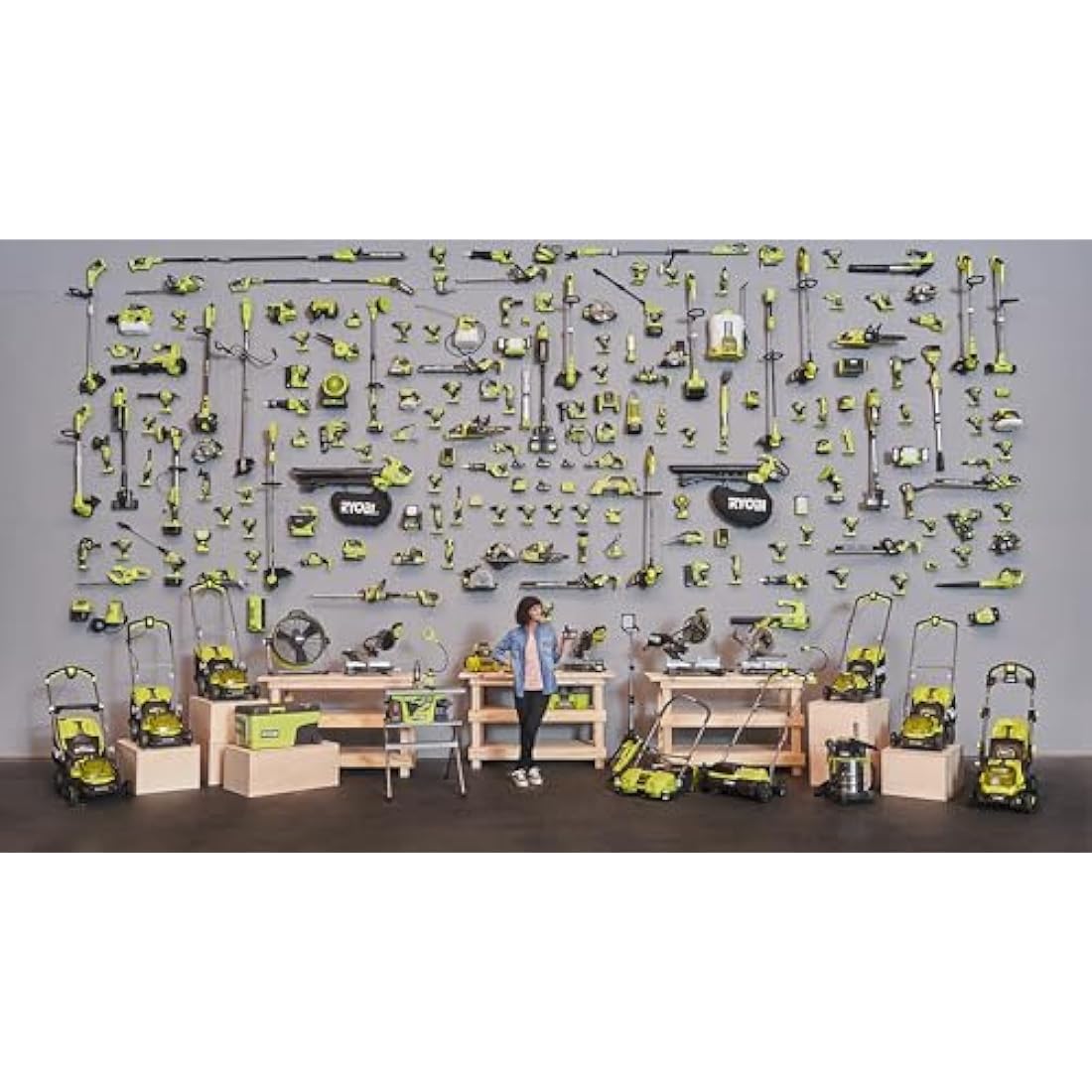Ryobi RY18BPSB-0 18V ONE Plus Cordless Backpack Sprayer (Bare Tool)