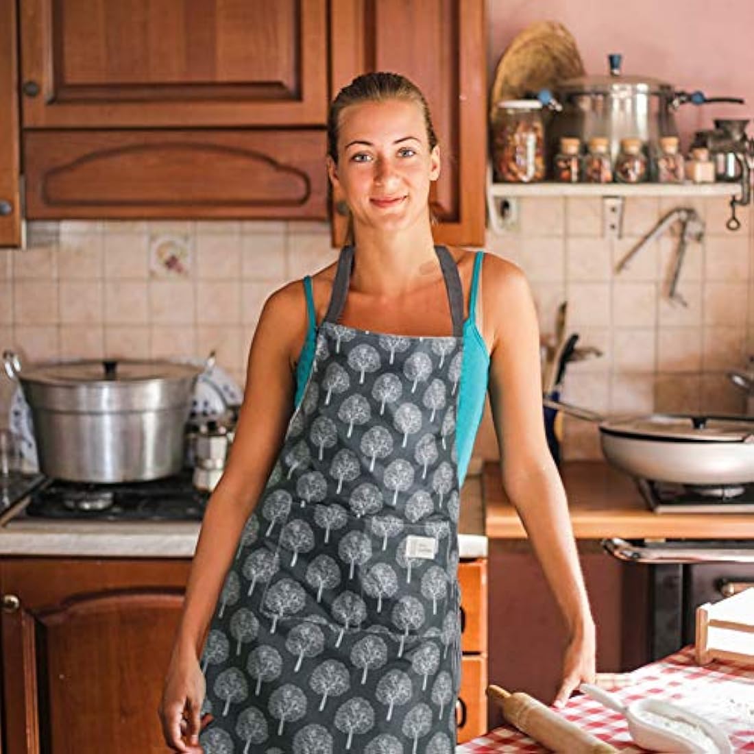 YuZhou 2Pcs PVC Apron for Women Waterproof Plastic Kitchen Cooking Apron with Pocket Wipe Clean Wipeable Coated Apron Chefs Pinafore for Baking Grilling Household Cleaning Dishwashing