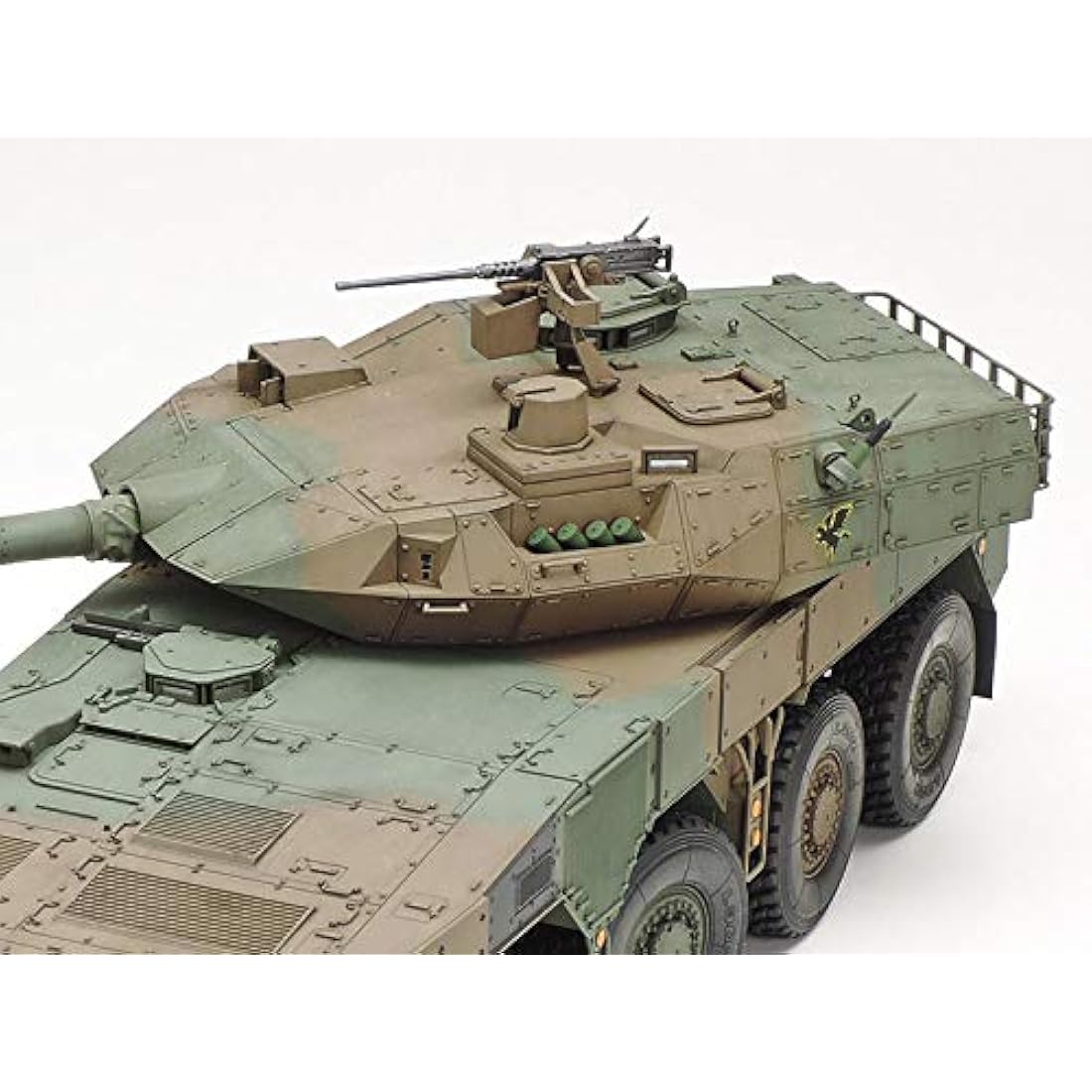 TAMIYA 35361-1:35 JGSDF MCV Type 16 (8x8) (2), Model Building, Plastic Kit, Hobby, Crafts, Gluing, Model Kit, Model, Assembly, Unpainted