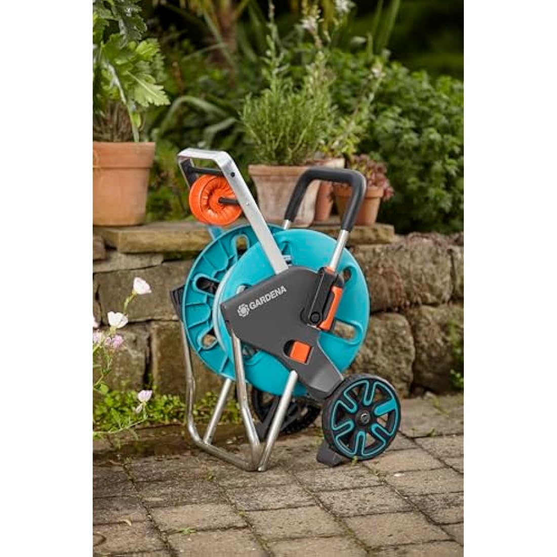 GARDENA CleverRoll M Easy Set: Hose cart with up to 20 m capacity, particularly stable, with a comfortable hose guide in a robust metal frame, drip device (18517-20) Multi-color