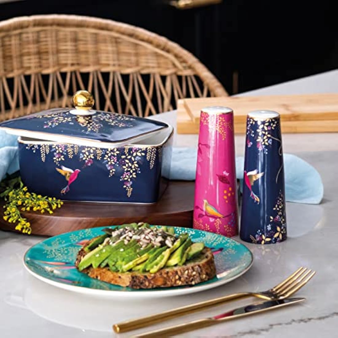 Portmeirion SMCN79406-XG Sara Miller Chelsea Butter Dish with Cover, Navy Blue