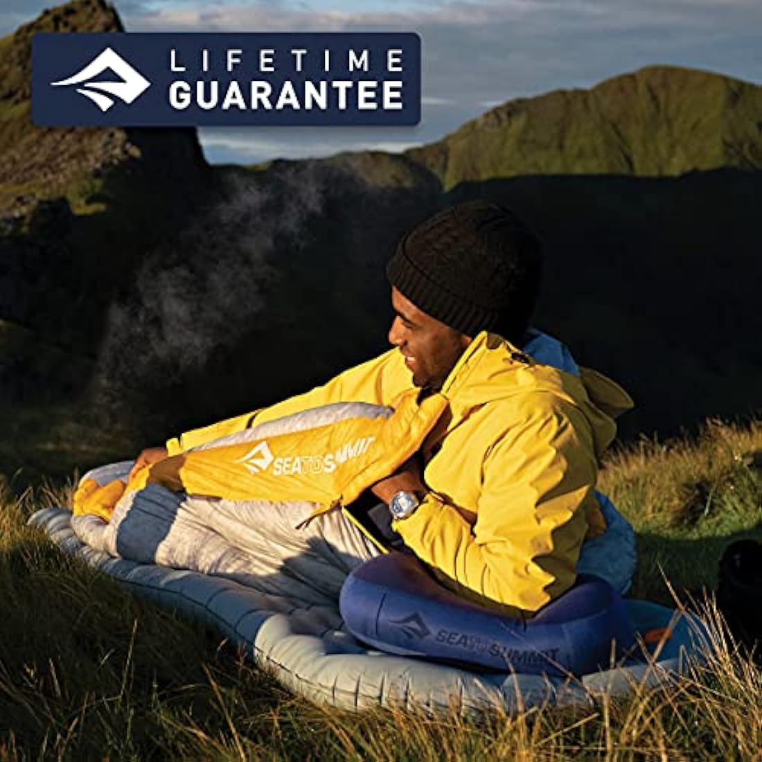 Sea to Summit - Aeros Premium Pillow R - Inflatable Travel Pillow - Soft & Comfy Brushed 50D Polyester - Lock System - Ultra-Sil Stuff Sack - For Backpacking - 34 x 24 x 11cm - Lime Green - 79g