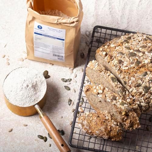 Wholefood Earth Serious Grains 100% Wholemeal Rye Flour (Stoneground) - 3kg – Premium Flour – High Fibre – Made in UK