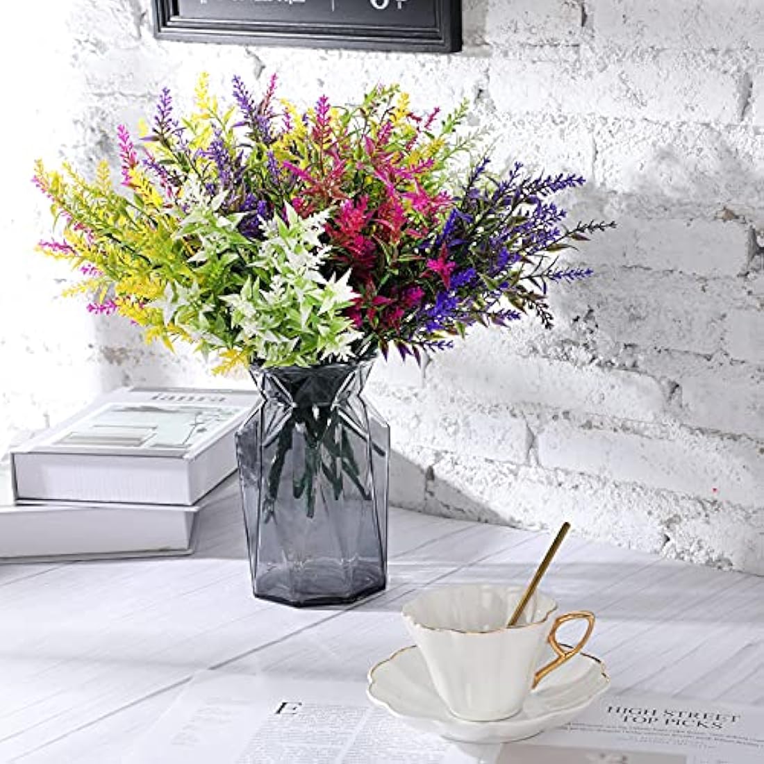 Xinnun 24 Bundles Flowers Outdoor Plants Fake Lavender Plant Artificial Greenery Decoration UV Resistant Plastic Faux Flowers for Home Garden Porch Courtyard Outdoor Indoor