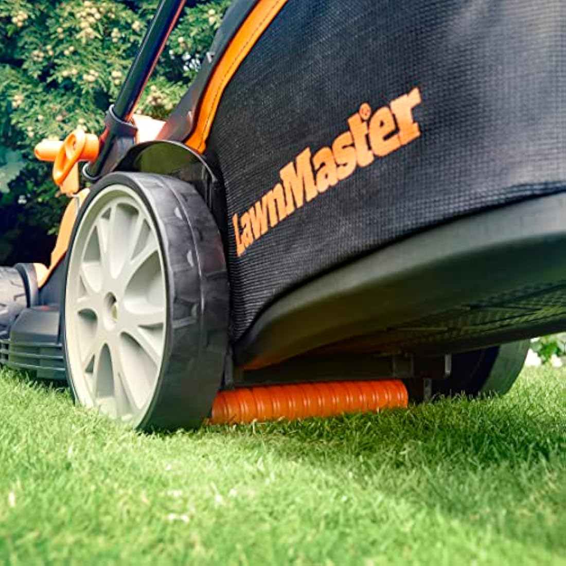 LawnMaster 1800W 40cm Electric Lawnmower with rear roller with Strimmer Set (350W 2-in-1 Grass Trimmer and Edger) 2 Year Guarantee