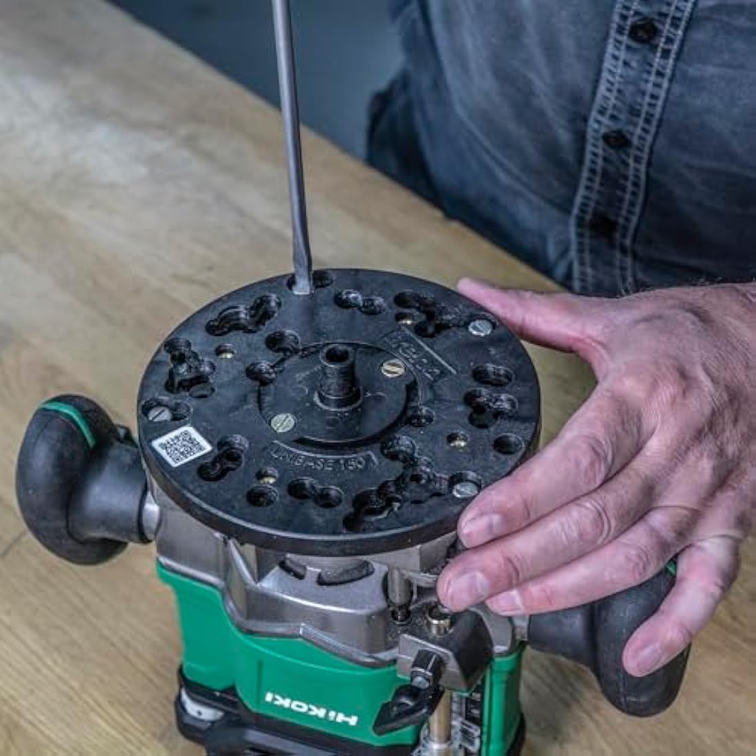 Trend Universal Plunge Router Sub-Base, 150mm, Enhanced Compatibility for 1/4 Inch Plunge Routers, UNIBASE/150