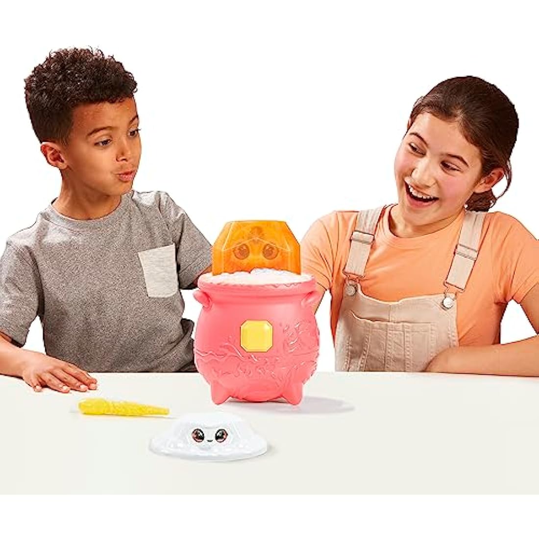 Magic Mixies Magical Gem Surprise Fire Magic Cauldron - Reveal a Non-Electronic Mixie Plushie and Magic Ring with a pop up reveal from the Fizzing Cauldron