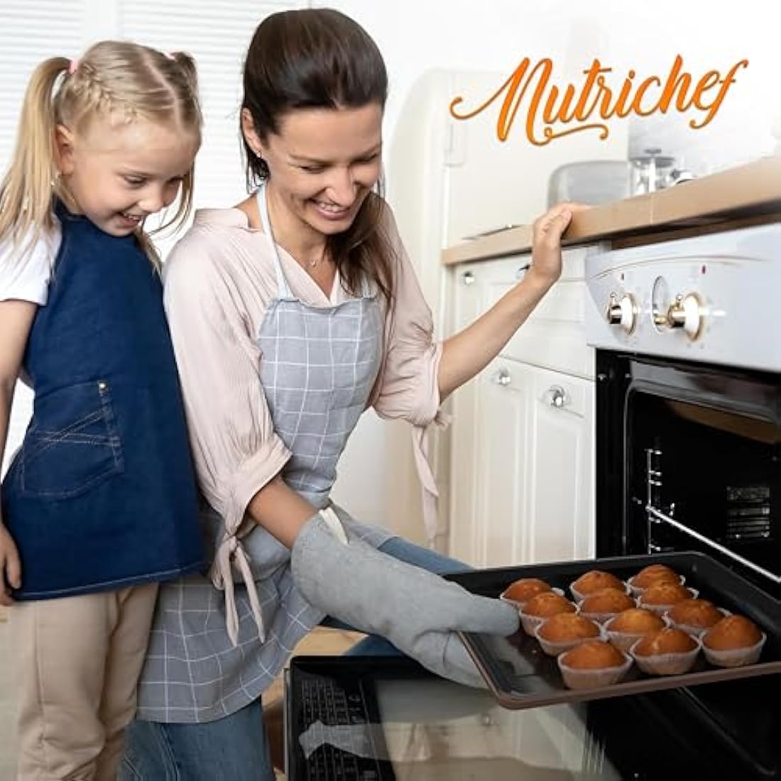NutriChef Baking Tray Set, Stackable Bakeware Trays, Smart Space Stacking Baking Trays, 8 Pcs Non-Stick Oven Safe Baking Sets w/ Cookie, Loaf Pan, Pizza Pan, Muffin Tins, Cake Tin, Round/Square Pans