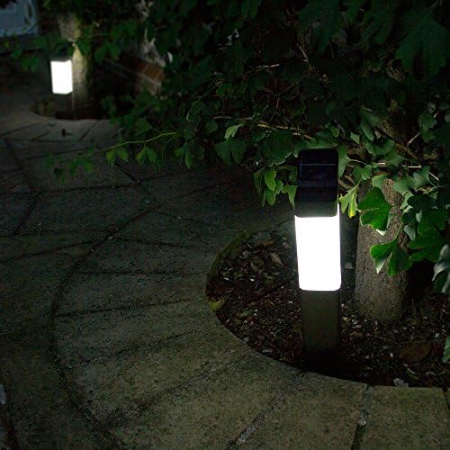 SolarCentre® Kodiak Outdoor Solar Powered Garden Post Lights (Set of 2)