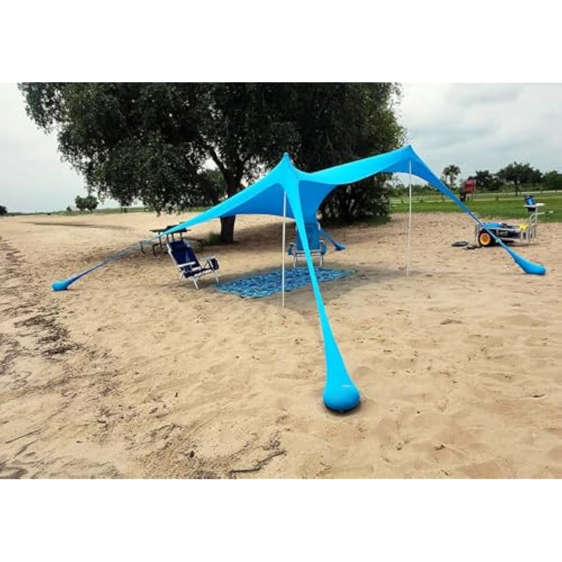 Beach shade tent awning 4-5 people beach sunscreen anti-UV portable umbrella (Blue)
