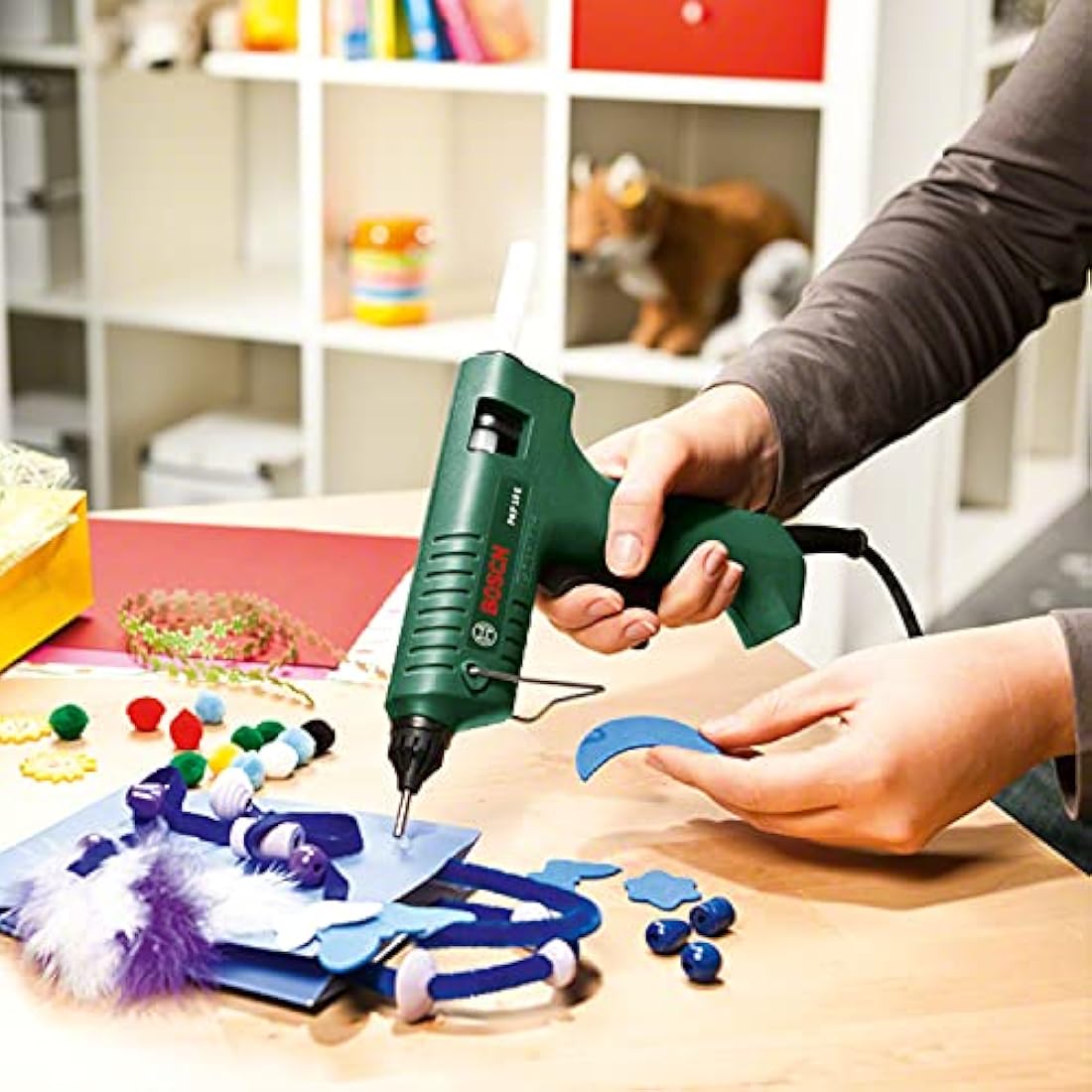Bosch Glue Gun PKP 18 E (1 x Extra-Length Nozzle, Glue Stick, 240 V),Package may vary [Energy Class A]