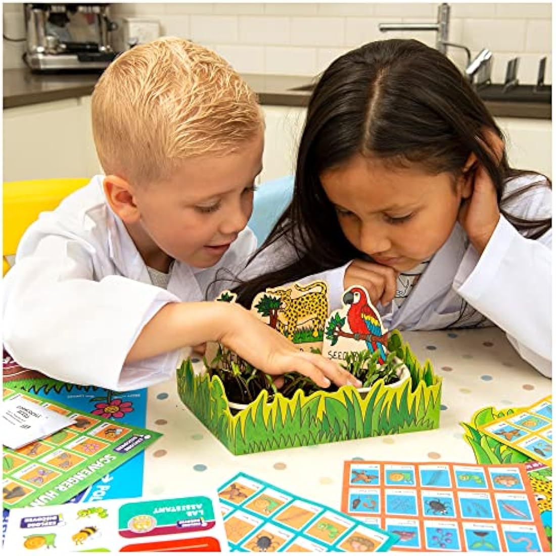 Galt Nature Lab-Explore and Discover Science Kit and Craft Kit-Science Experiments for Kids,Grow Plants,Create a Rainforest Scene and Go Scavenger Hunting-STEM Toys For Girls and Boys Age 5 Years Plus