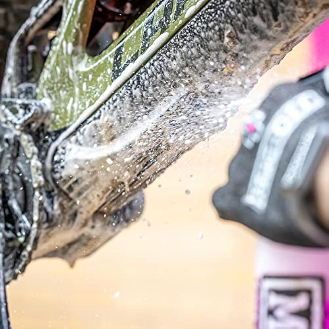 Muc-Off Nano-Tech Bike Cleaner, 5 Litre - Biodegradable Bike Cleaning and Bike Degreaser Spray - Fast-Action Bike Wash for MTB, Road, Gravel, eBikes, Pink