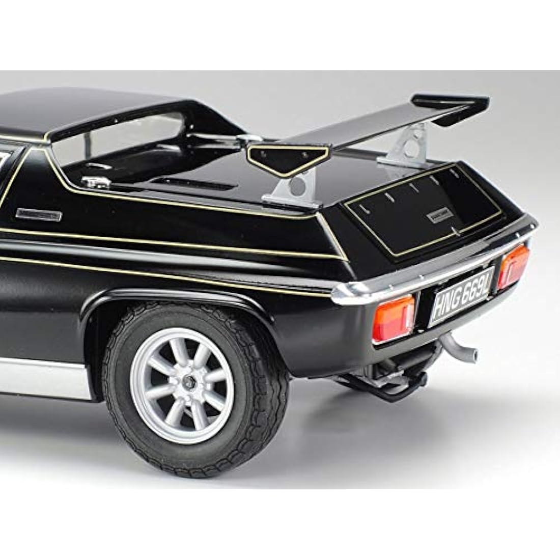 TAMIYA Lotus Europa Special 24358-000 Vehicle 1:24 Scale with PE, Model Kit, Plastic Kit, Assembly Kit, Detailed Replica, Unpainted, Black/Red/Blue