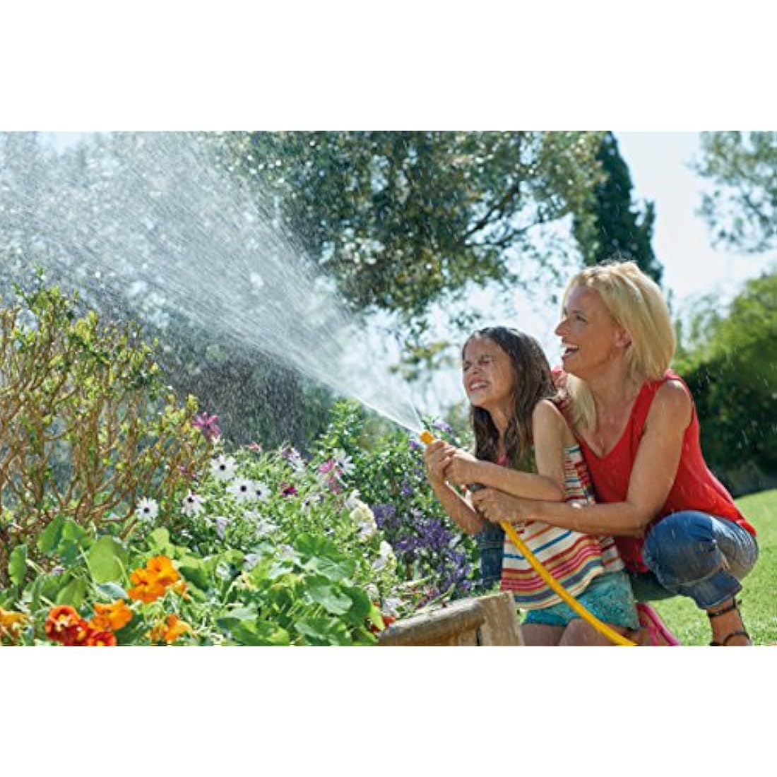 HOZELOCK - Superhoze Expanding Hose 15 m : Flexible Hose, Stretches up to 3x Original Length | With 2 Aquastop Fittings for a Watertight Connection: Ready to Use [8215A1240]