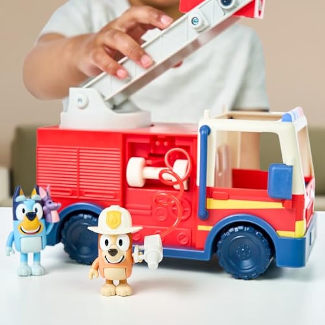 Bluey Firetruck, Firetruck, Exclusive Firefighter Bingo and Bob Bilby Figures Raise The Ladder, Spin It Around and Roll Out The Hose Includes Sticker Sheet