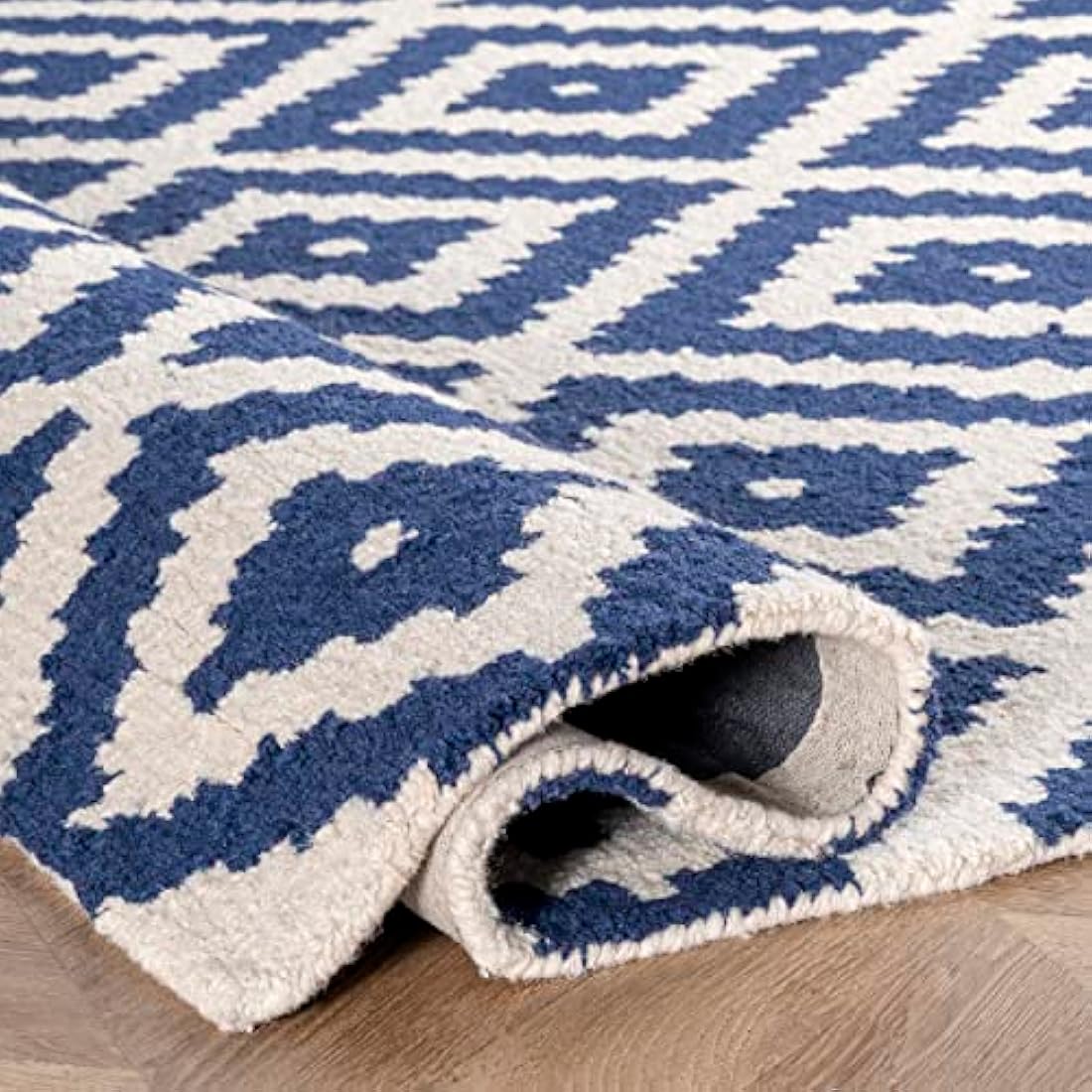 nuLOOM Kellee Hand Tufted Geometric Wool Accent Rug, 2x3, Navy