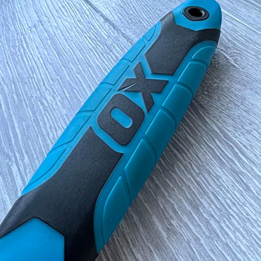 OX OX-P324612 PRO Series Adjustable Wrench, Extra Wide Jaw - Adjustable Plumbing Spanner with Dura Grip Soft Grip Handle - Multifunctional tool, 60mm