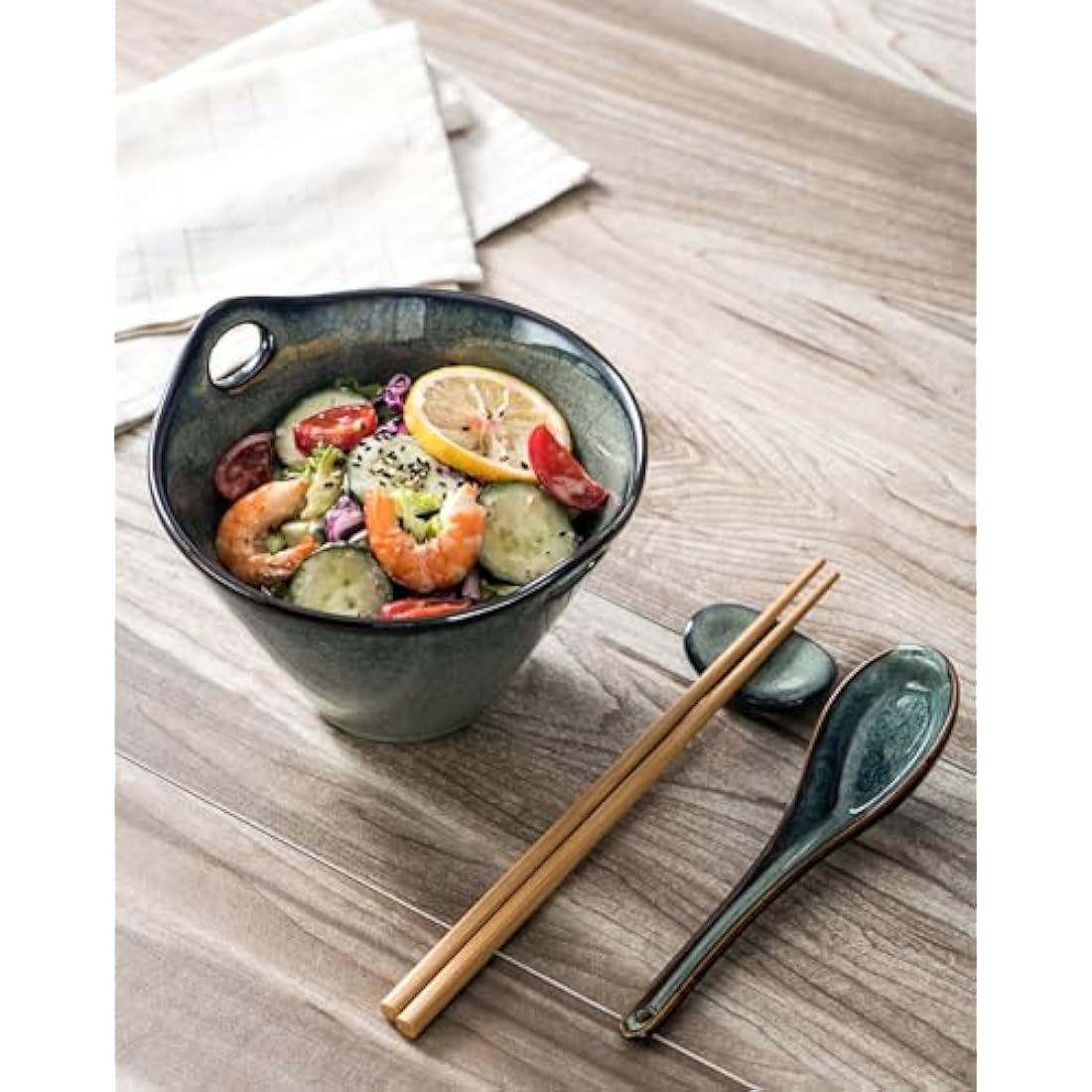 Henten Home Soup Bowls, Large Vintage Noodles Bowl 600ml, Ceramic Ramen Bowls with Spoon and Chopsticks, Japanese Bowl Set of 2 for Udon Soba Pho Asian Noodles - Green