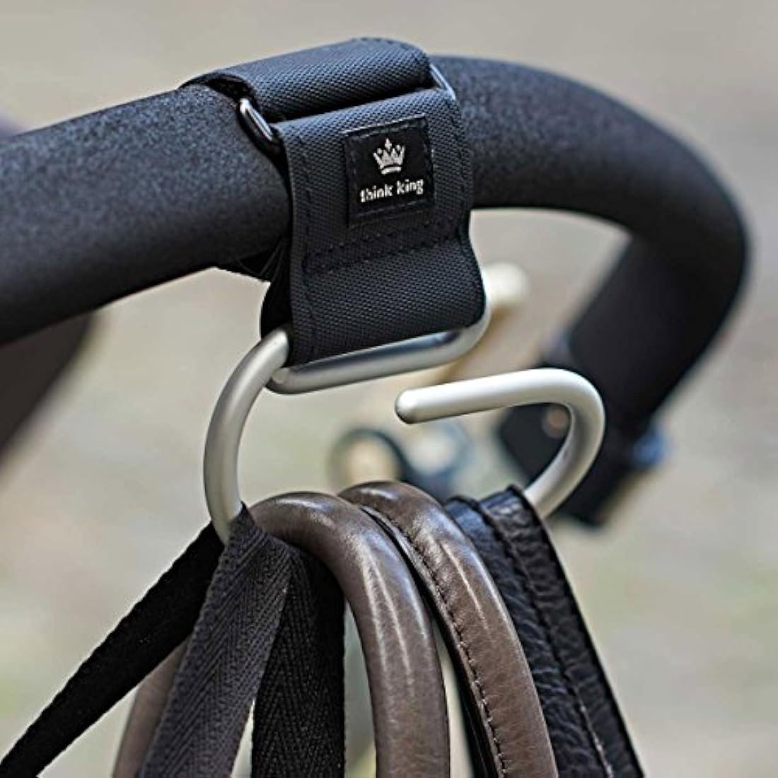 Jumbo Swirly Hook Black/ Gold Stroller Accessory
