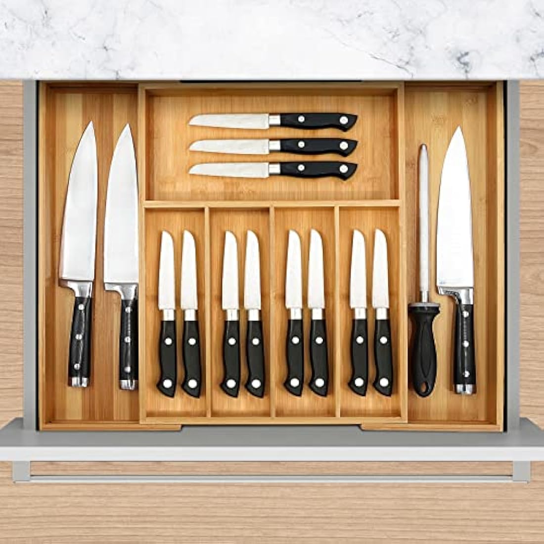 VaeFae Bamboo Cutlery Drawer Organiser, Expandable Cutlery Tray, Wooden Drawer Dividers for Kitchen Utensils and Flatware (5-7 Slots)